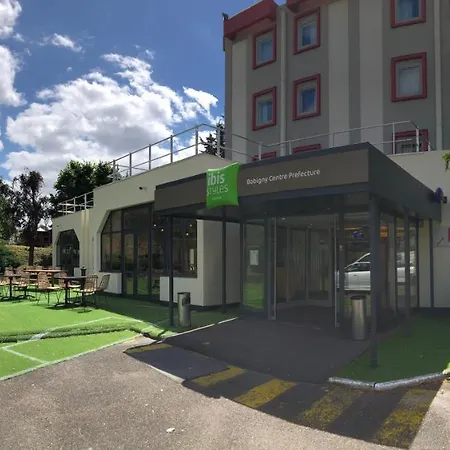 Ibis Styles Centre Prefecture 3*