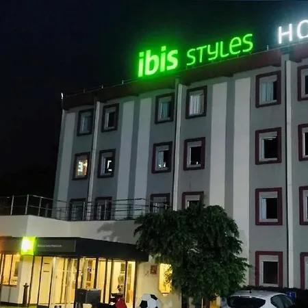 Ibis Styles Centre Prefecture 3* Μπομπινί
