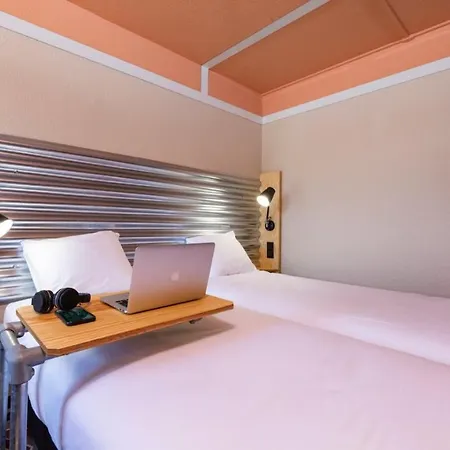 Ibis Styles Centre Prefecture Hotel 3*