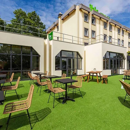 Ibis Styles Centre Prefecture 3* Бобиньи