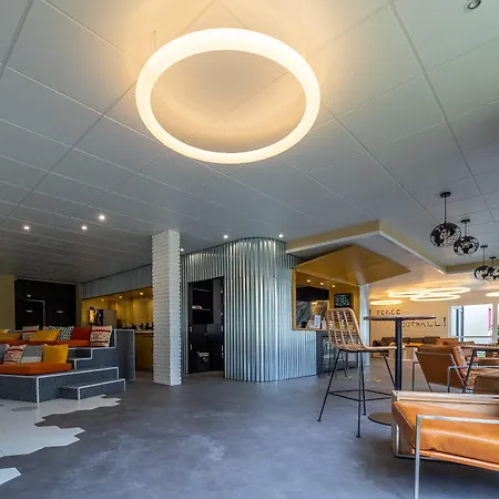Ibis Styles Centre Prefecture 3*