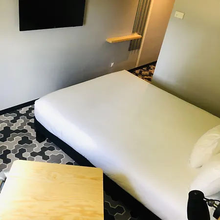 Ibis Styles Centre Prefecture Hotel