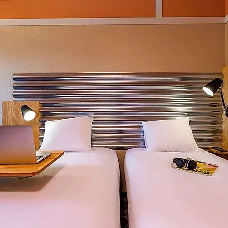 Ibis Styles Centre Prefecture Hotel 3*