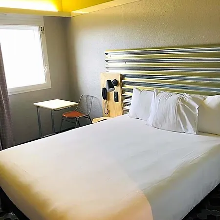 Ibis Styles Centre Prefecture 보비니