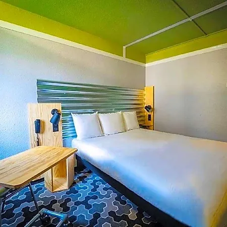 Ibis Styles Centre Prefecture 3*