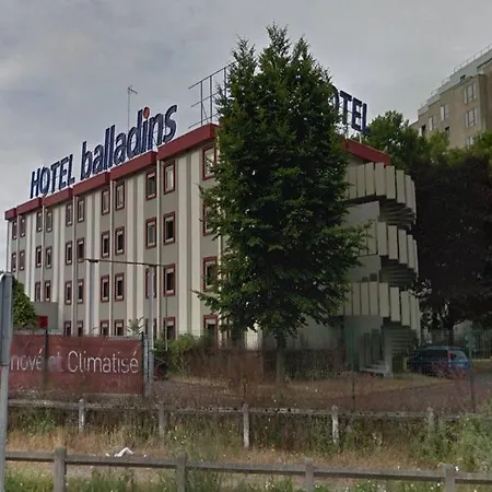 Hotel Ibis Styles Centre Prefecture 3*