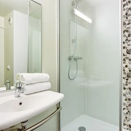 Ibis Styles Centre Prefecture 3*