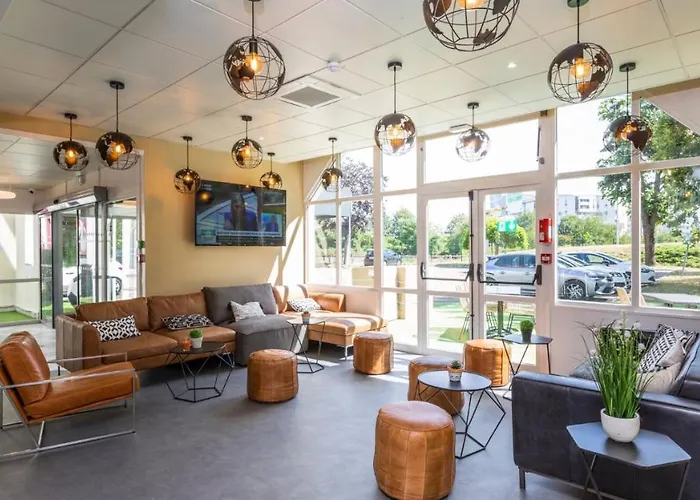 Ibis Styles Centre Prefecture 3*