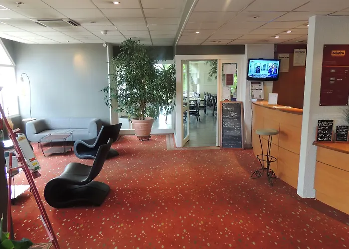 Ibis Styles Centre Prefecture بوبْئيني