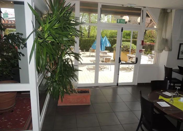 Ibis Styles Centre Prefecture فندق 3*